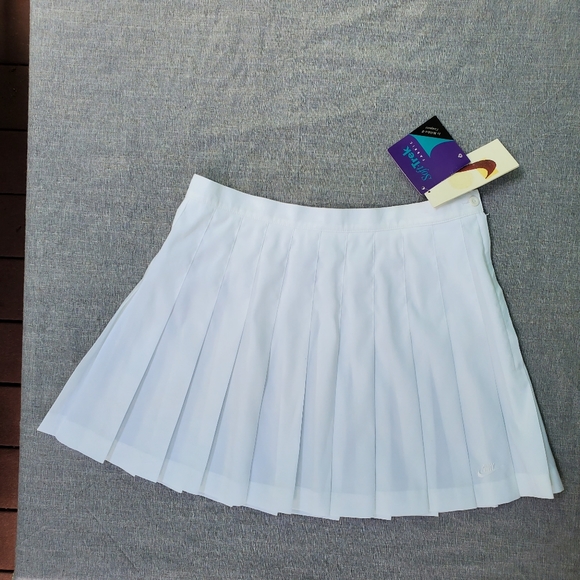 Vintage NWT Nike White Pleated Tennis Skirt Size Medium - Picture 2 of 10